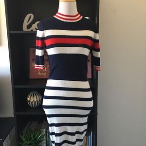 ⭐️ 4/$25 sale Red, white and blue dress. Sz. M